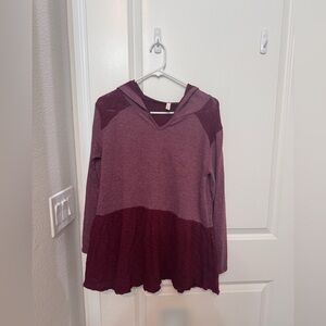 Mai Soli Women's Two-Tone Hooded Top